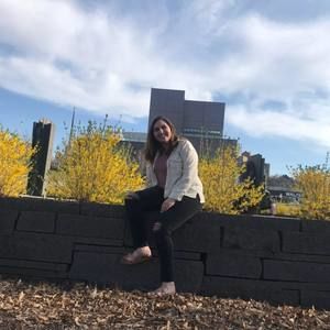 Meet your Posher, Amy